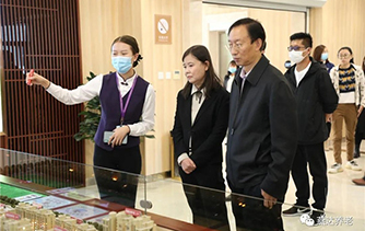 河北省人民政府副秘书长梁义一行莅临腾博汇官网养老旅行调研