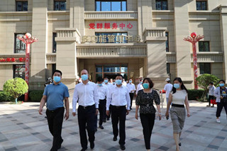 天津市蓟州区党政代表团莅临腾博汇官网金色年华康健养护中心旅行考察