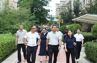浙江省民政厅党组书记、厅长陈斌等向导一行莅临腾博汇官网养护中心旅行调研